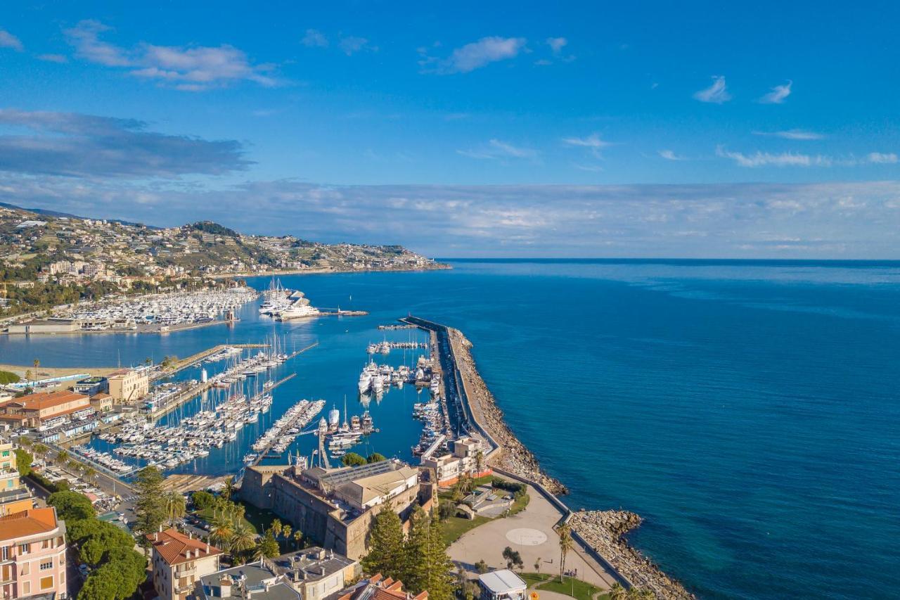 La Lincolnia - With Garden And Seaview - Happy Rentals Sanremo Luaran gambar