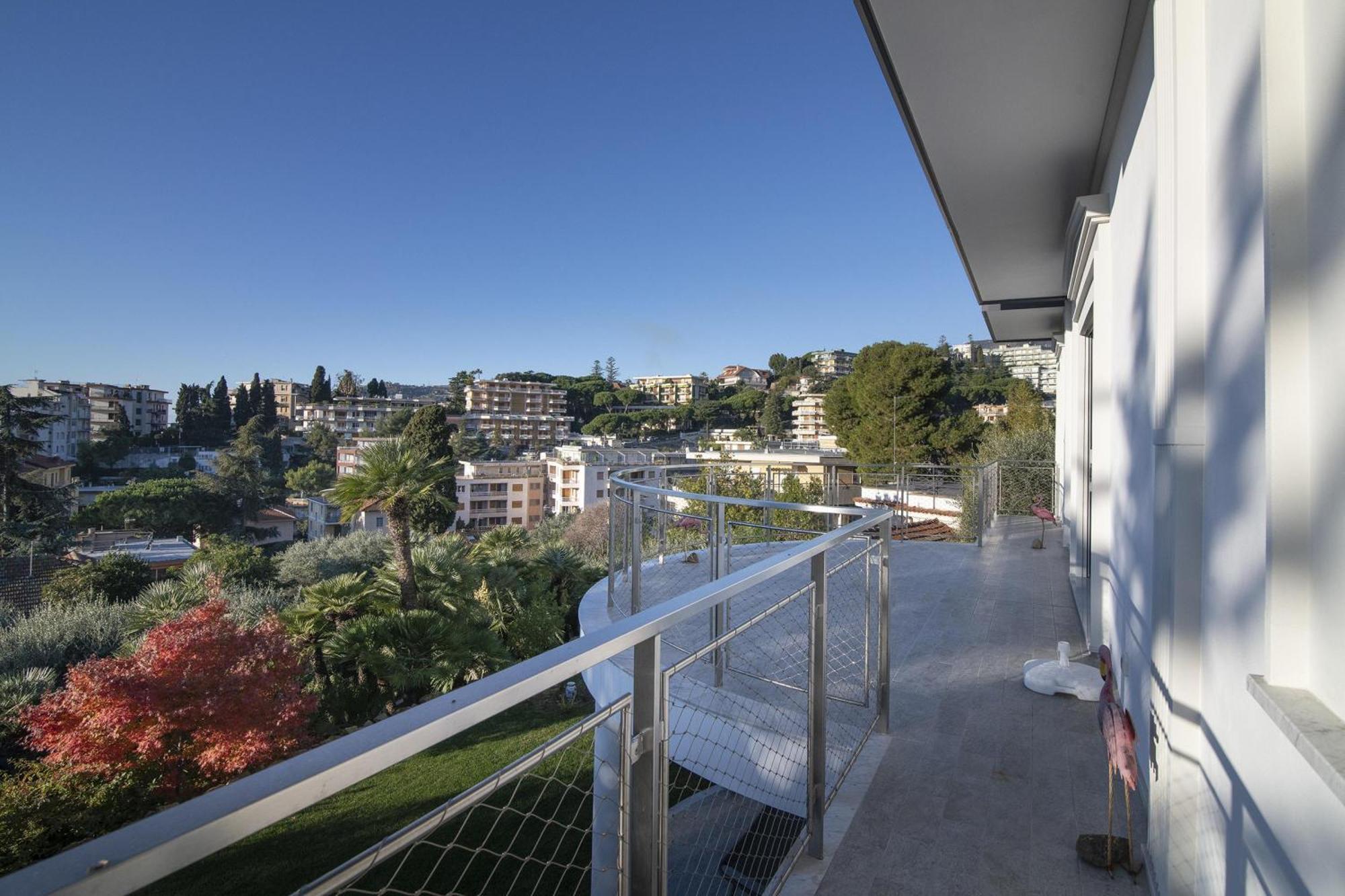 La Lincolnia - With Garden And Seaview - Happy Rentals Sanremo Luaran gambar